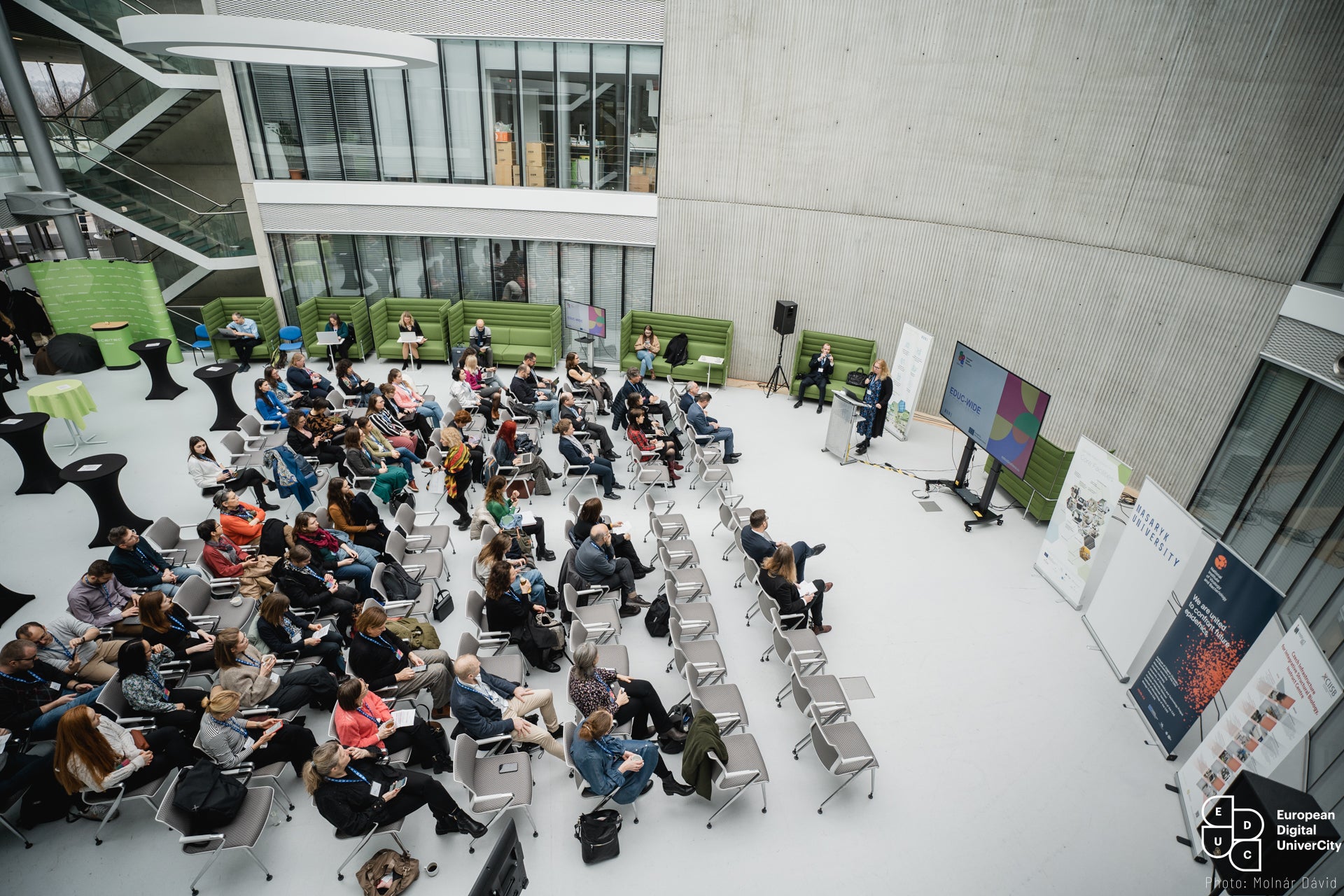 L'UJI fomenta la millora de la cultura d'investigació i innovació al costat d'altres vuit universitats europees amb el projecte EDUC-WIDE L'UJI fomenta la millora de la cultura d'investigació i innovació al costat d'altres vuit universitats europees amb el projecte EDUC-WIDE