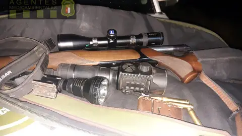 Arma decomisada en Cuenca Arma decomisada en Cuenca