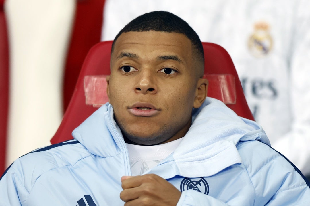 Mbappé fuera de la primera lista de Deschamps post-Griezmann Mbappé fuera de la primera lista de Deschamps post-Griezmann