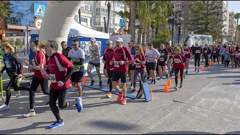 La Carrera y Marcha solidaria de AFA Torrevieja cierra este domingo los actos conmemorativos del Alzheimer La Carrera y Marcha solidaria de AFA Torrevieja cierra este domingo los actos conmemorativos del Alzheimer