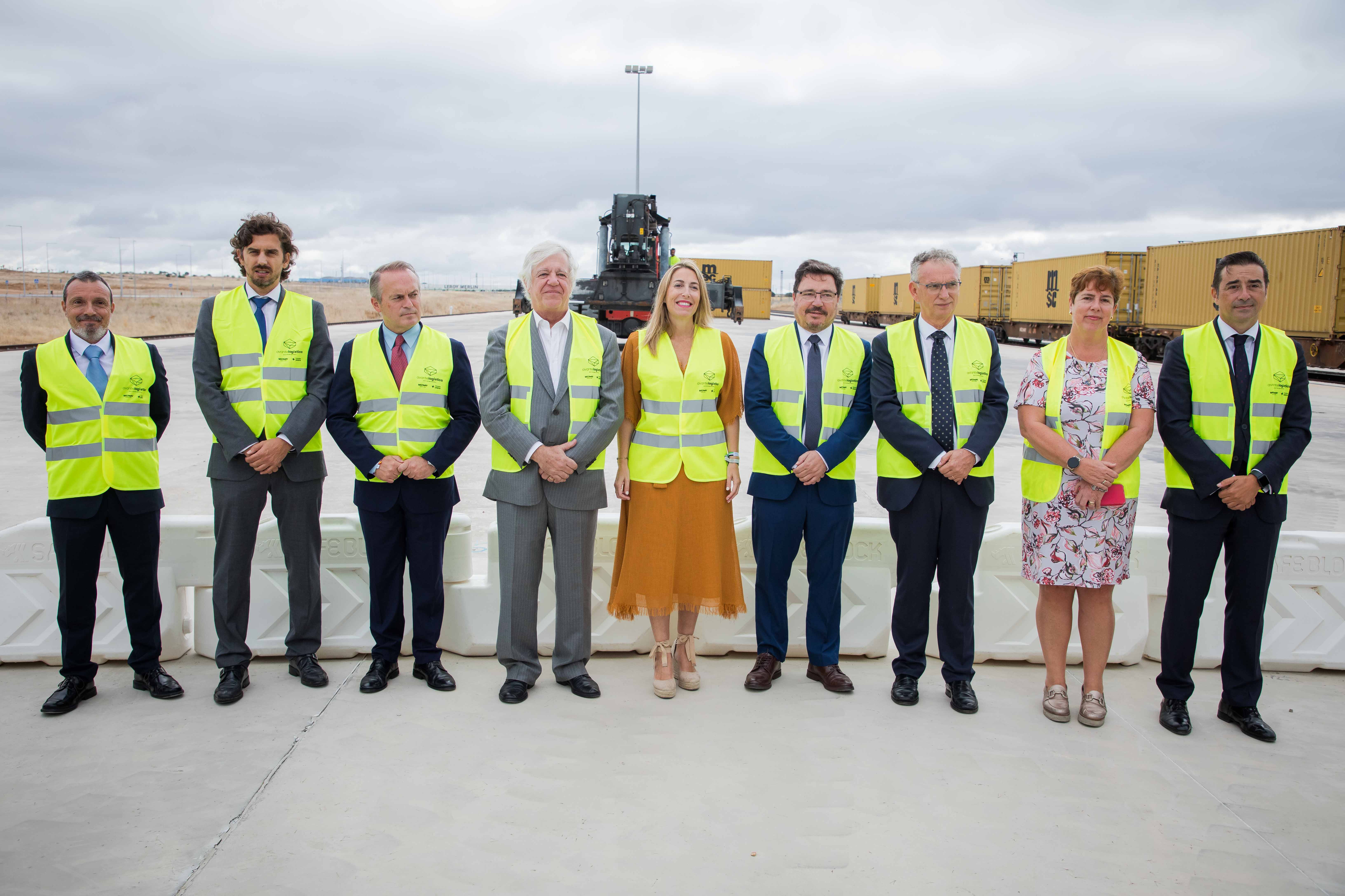 La nueva terminal de la Plataforma Logística de Badajoz permitirá la conexión con los principales puertos del suroeste ibérico La nueva terminal de la Plataforma Logística de Badajoz permitirá la conexión con los principales puertos del suroeste ibérico