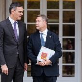 Pedro Sánchez y Emiliano García-Page se reúnen en Moncloa