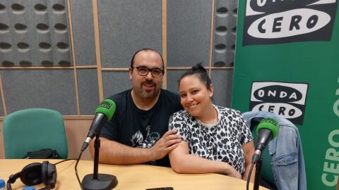 Miguel &Aacute;ngel Linares y Sheila Guti&eacute;rrez, en Onda Cero Cuenca