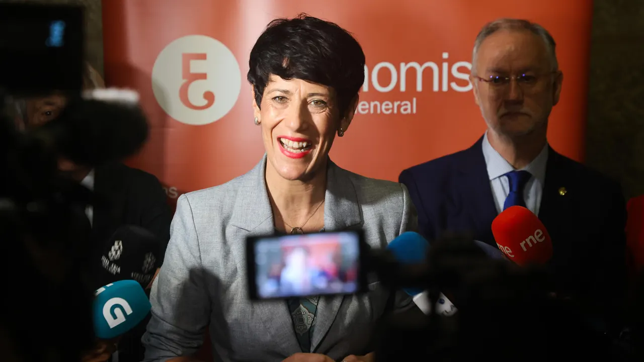 La ministra de Inclusión, Seguridad Social y Migraciones, Elma Saiz.
