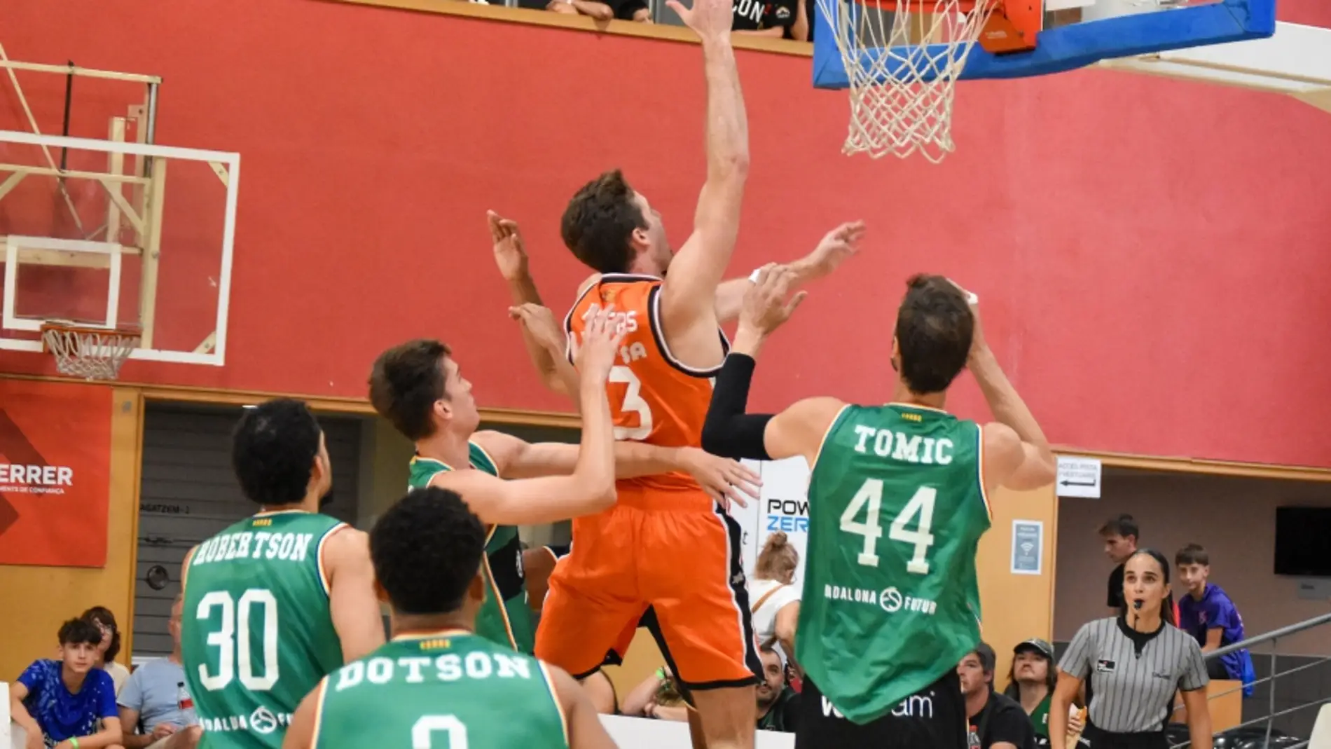 La Fonteta recibe al Joventut por partida doble este fin de semana La Fonteta recibe al Joventut por partida doble este fin de semana