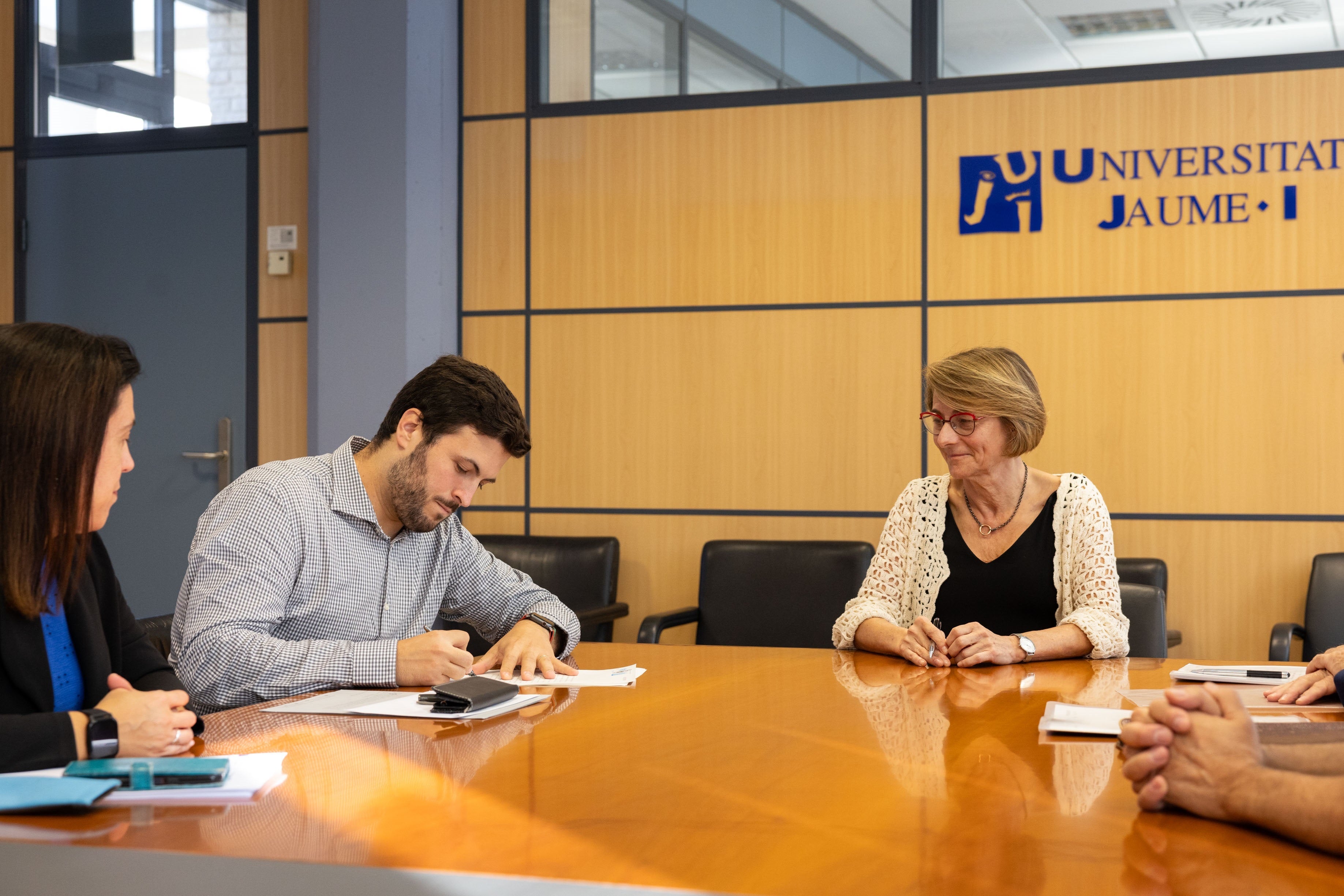 La UJI suma una nueva empresa basada en el conocimiento para soluciones en entornos de robótica colaborativa La UJI suma una nueva empresa basada en el conocimiento para soluciones en entornos de robótica colaborativa