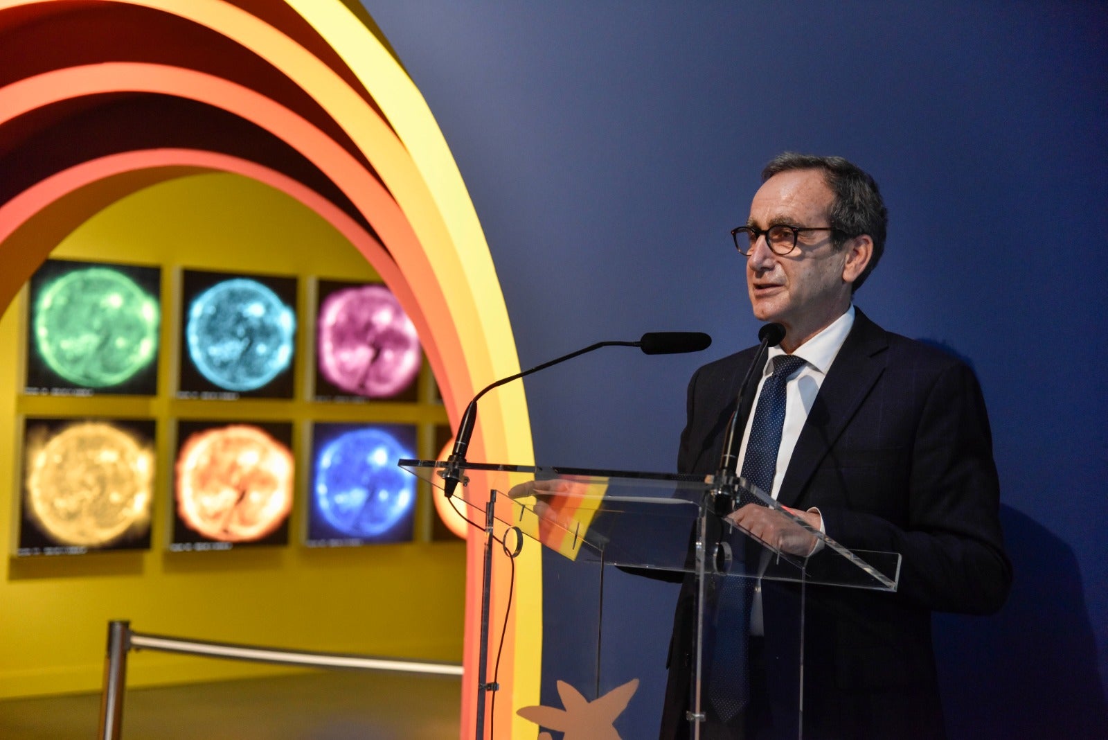 El Cosmocaixa celebra els seus 20 anys amb la ciència posada a prova El Cosmocaixa celebra els seus 20 anys amb la ciència posada a prova