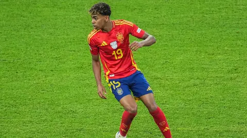 Lamine Yamal, en un partido con la selección española de fútbol. Lamine Yamal, en un partido con la selección española de fútbol.