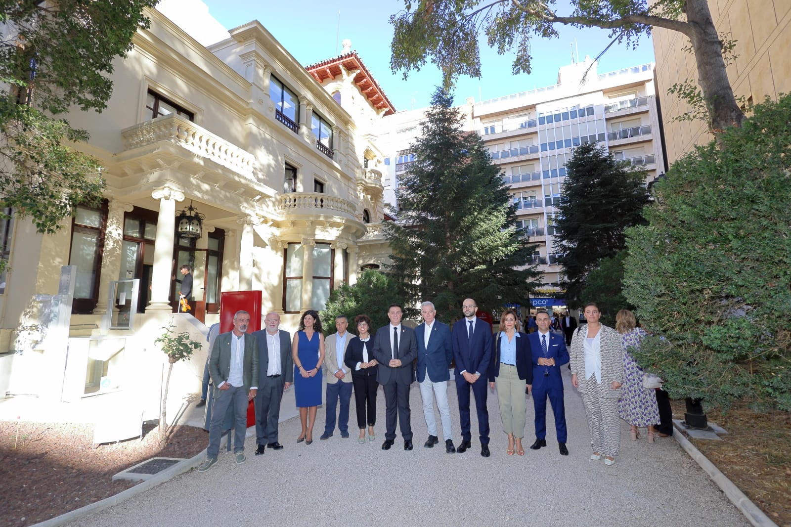 El Chalet Fontecha vuelve a "la vida civil" El Chalet Fontecha vuelve a "la vida civil"