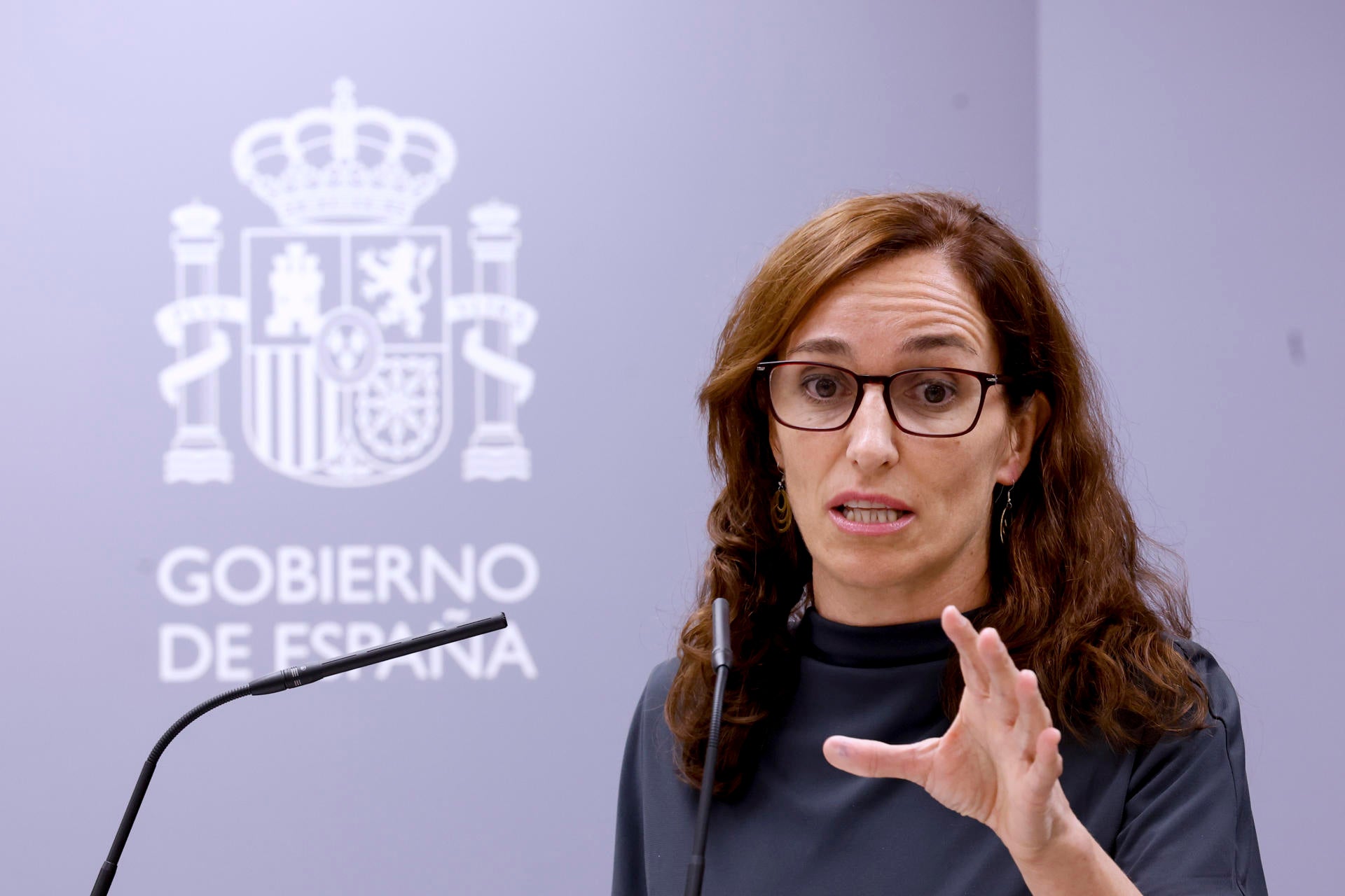Mónica García también avisa sobre la baja flexible: "El acto médico no lo va a decir Garamendi ni las empresas" Mónica García también avisa sobre la baja flexible: "El acto médico no lo va a decir Garamendi ni las empresas"