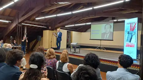"Trápala" rinde homenaje a Antonio Barrios "Trápala" rinde homenaje a Antonio Barrios