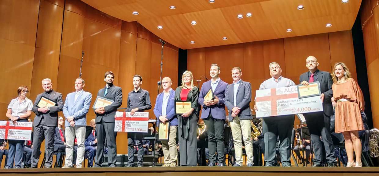 La Unió Musical de la Nucía se trae a casa el primer premio del Certamen de Música Festera de Alcoi La Unió Musical de la Nucía se trae a casa el primer premio del Certamen de Música Festera de Alcoi