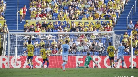 Las Palmas encaja el gol contra el Celta