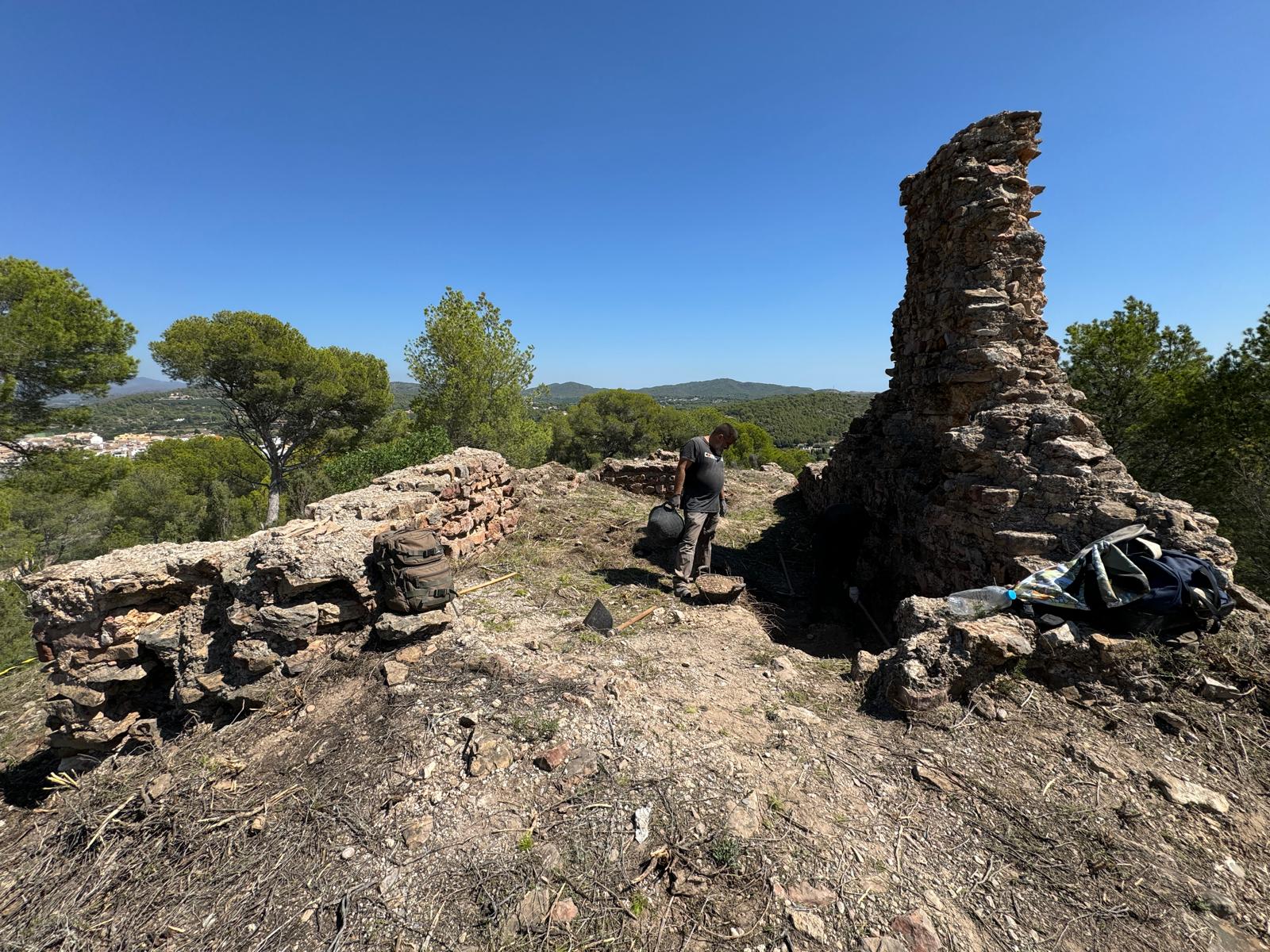 Albalat dels Tarongers avanza en la recuperación del Castillo del Piló Albalat dels Tarongers avanza en la recuperación del Castillo del Piló