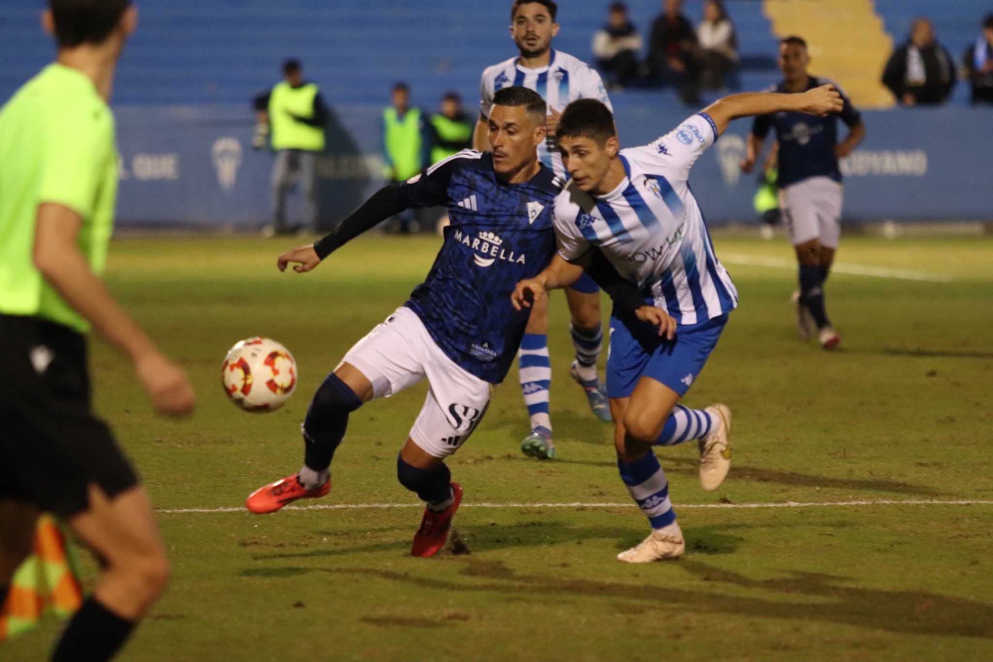 El Marbella FC, a pesar de la derrota, depende de sí mismo para ser líder El Marbella FC, a pesar de la derrota, depende de sí mismo para ser líder