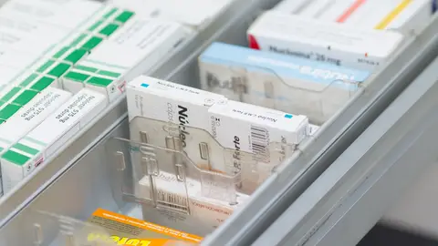 Conjunto de medicamentos en un clasificador de farmacia Conjunto de medicamentos en un clasificador de farmacia