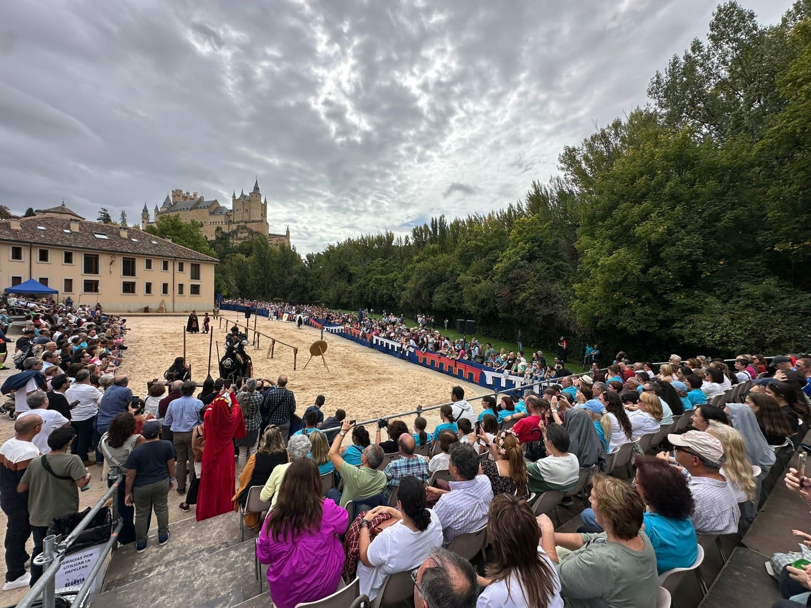 Satisfacción en el Ayuntamiento con la respuesta de segovianos y turistas a los actos de Isabel la Católica Satisfacción en el Ayuntamiento con la respuesta de segovianos y turistas a los actos de Isabel la Católica