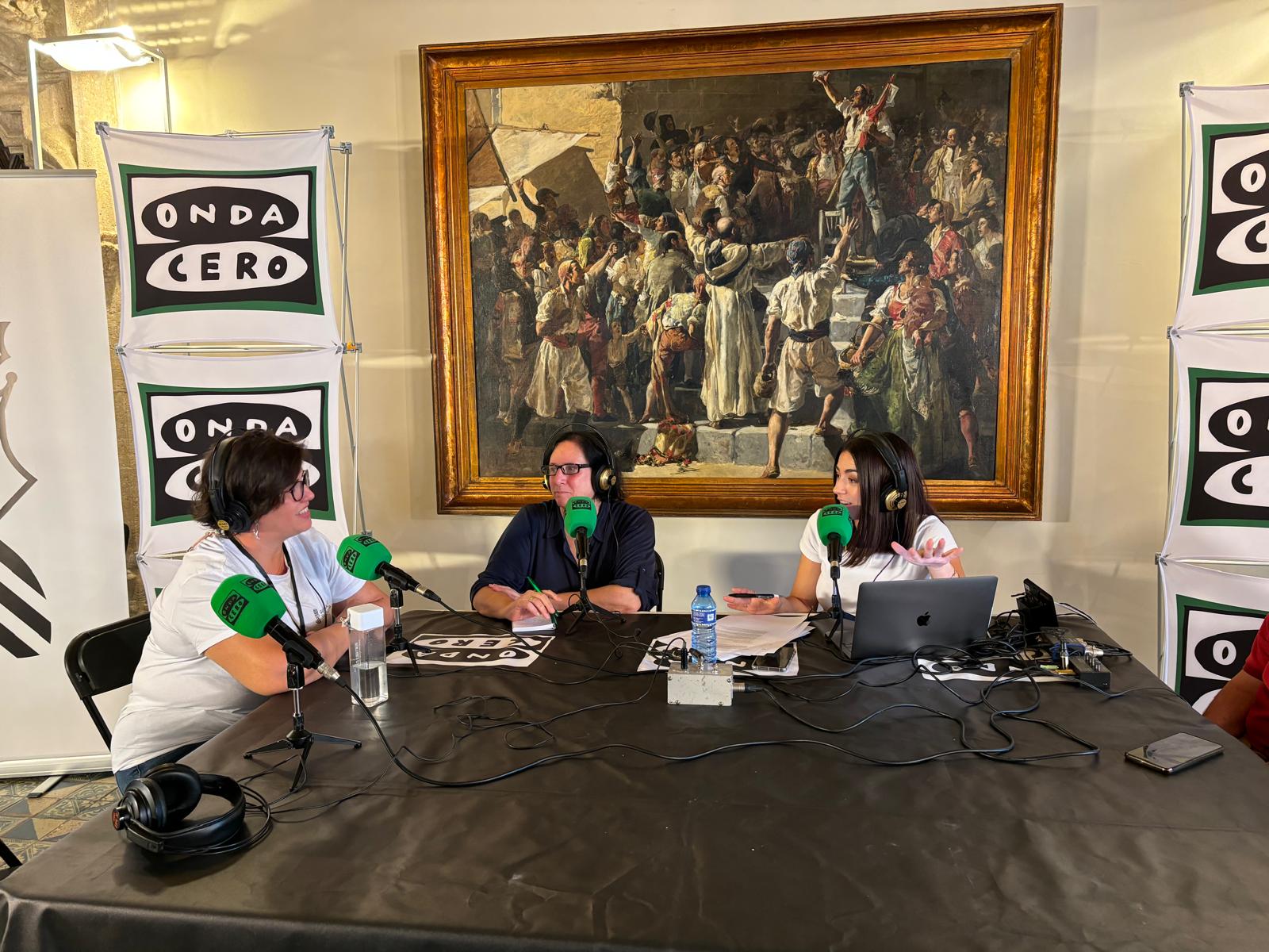 Especial Comunitat Valenciana en la Onda desde el Salón Dorado del Palau de la Generalitat con motivo del 9 d'Octubre Especial Comunitat Valenciana en la Onda desde el Salón Dorado del Palau de la Generalitat con motivo del 9 d'Octubre
