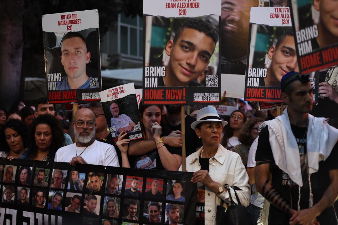 "Cada día es un día más en ese infierno": familiares de los secuestrados por Hamás piden la liberalización de los rehenes "Cada día es un día más en ese infierno": familiares de los secuestrados por Hamás piden la liberalización de los rehenes