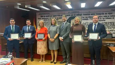 Extremadura se convierte en la comunidad que más avanza en Competitividad Fiscal pasando de la 15ª a la 7ª posición en solo un año Extremadura se convierte en la comunidad que más avanza en Competitividad Fiscal pasando de la 15ª a la 7ª posición en solo un año