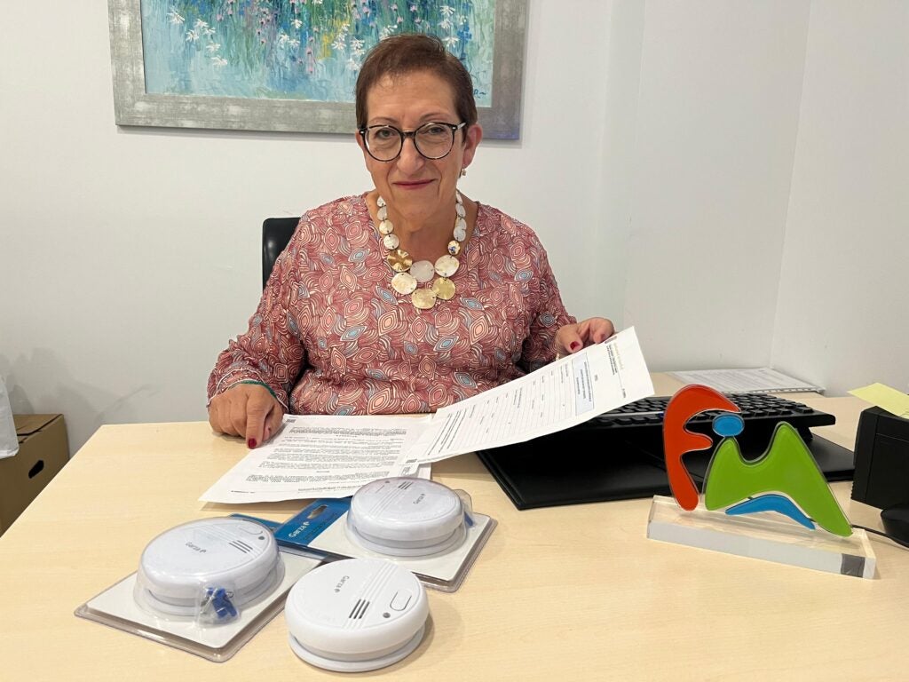 Finestrat activa una segunda campaña de entrega de detectores de incendio automáticos para personas mayores Finestrat activa una segunda campaña de entrega de detectores de incendio automáticos para personas mayores