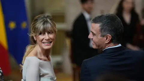 Imagen de archivo de Begoña Gómez a su llegada a la ceremonia de entrega de las condecoraciones al mérito civil en el Palacio Real en Madrid./ EFE/Borja Sánchez-Trillo Imagen de archivo de Begoña Gómez a su llegada a la ceremonia de entrega de las condecoraciones al mérito civil en el Palacio Real en Madrid./ EFE/Borja Sánchez-Trillo