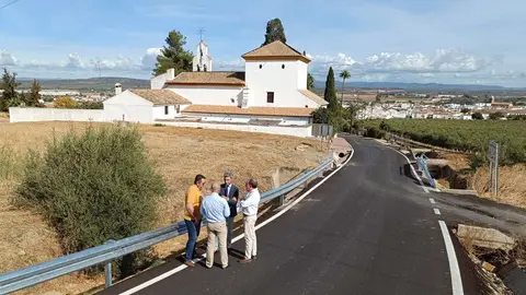 La Diputación de Córdoba trabaja en la mejora de varias vías de comunicación en la localidad de Villa del Río La Diputación de Córdoba trabaja en la mejora de varias vías de comunicación en la localidad de Villa del Río