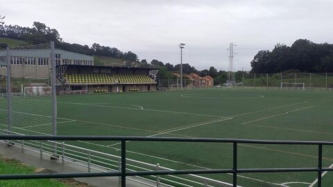 Campo de f&uacute;tbol La Concha de Villaescusa - ARCHIVO