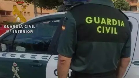 Agentes de la Guardia Civil ONDA CERO ALMERIA