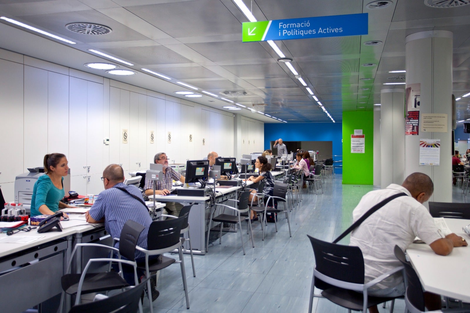 A la recerca de feina A la recerca de feina