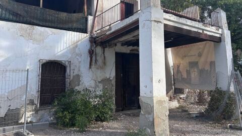 Casa de la Virgen que se va a restaurar en el Huerto de Puertas Coloradas de Elche. 