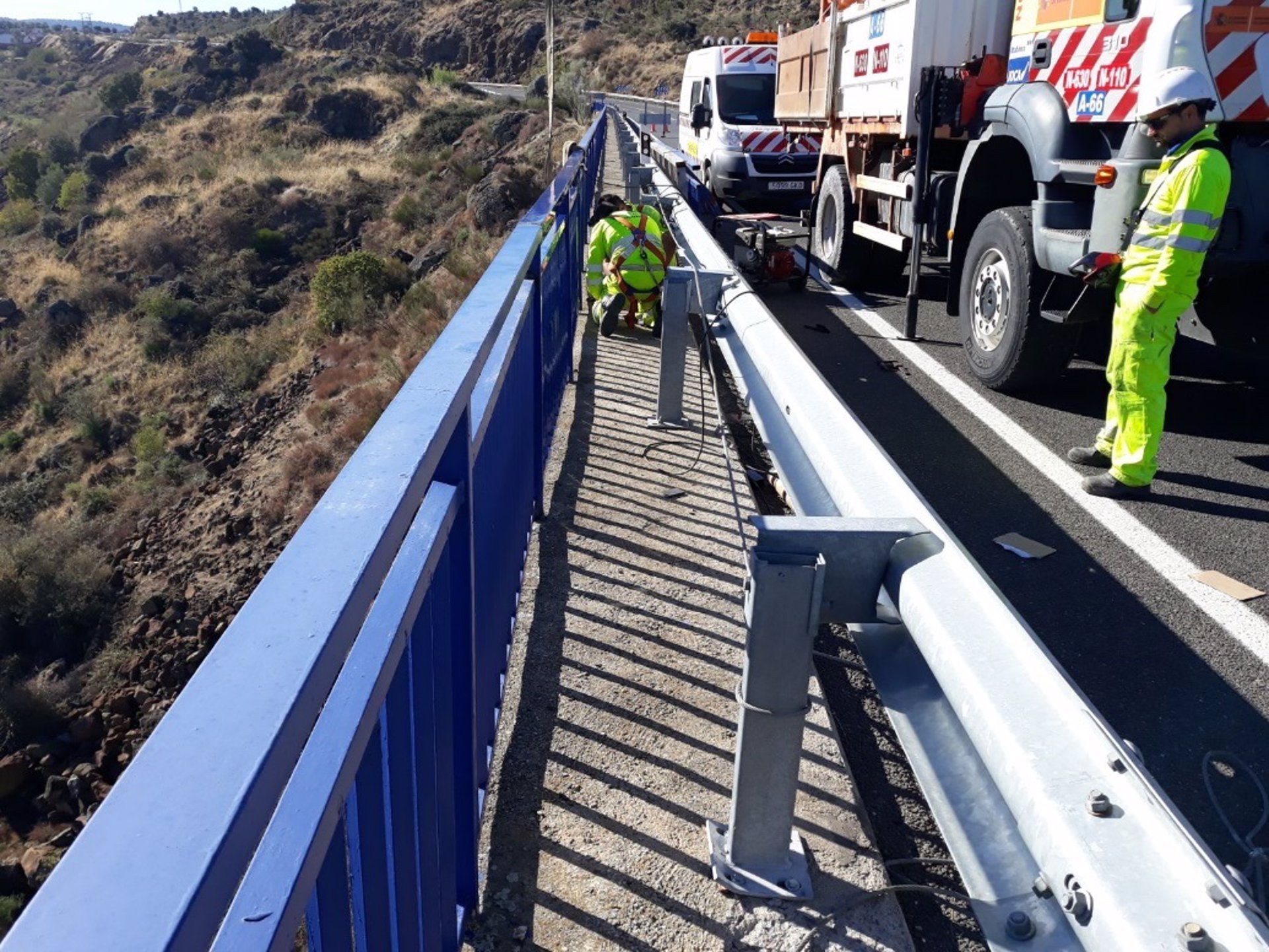 Gobierno licita por 27,4 millones un contrato de conservación de 272 kilómetros de carreteras y autovías en la provincia de Cáceres Gobierno licita por 27,4 millones un contrato de conservación de 272 kilómetros de carreteras y autovías en la provincia de Cáceres