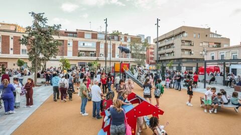 Acto inauguraci&oacute;n de la plaza Joan Mir&oacute; brilla en Elda tras su remodelaci&oacute;n integral.