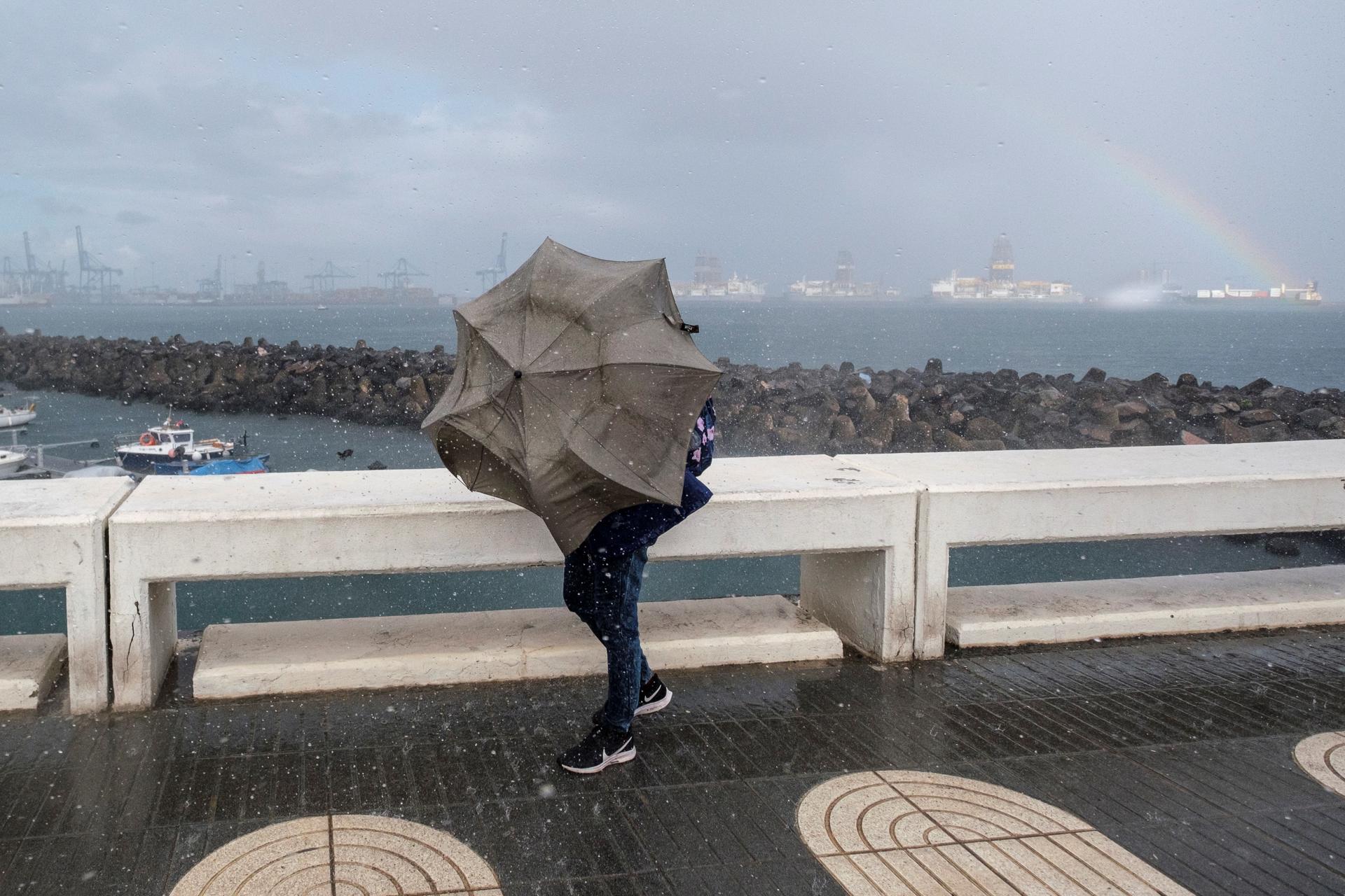 La borrasca Kirk pone en alerta a casi toda España: las zonas más afectadas por fuertes lluvias y vientos La borrasca Kirk pone en alerta a casi toda España: las zonas más afectadas por fuertes lluvias y vientos