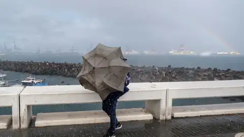 La borrasca Kirk pone en alerta a casi toda España: las zonas más afectadas por fuertes lluvias y vientos. La borrasca Kirk pone en alerta a casi toda España: las zonas más afectadas por fuertes lluvias y vientos.