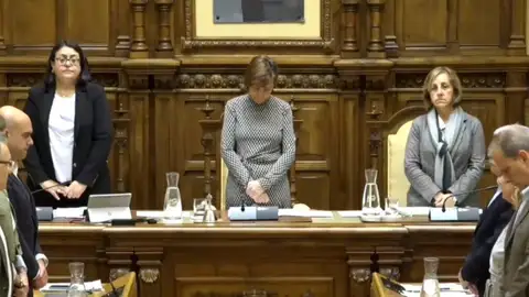Minuto de silencio en el pleno de Gijón por la muerte de un trabajador de la construcción Minuto de silencio en el pleno de Gijón por la muerte de un trabajador de la construcción