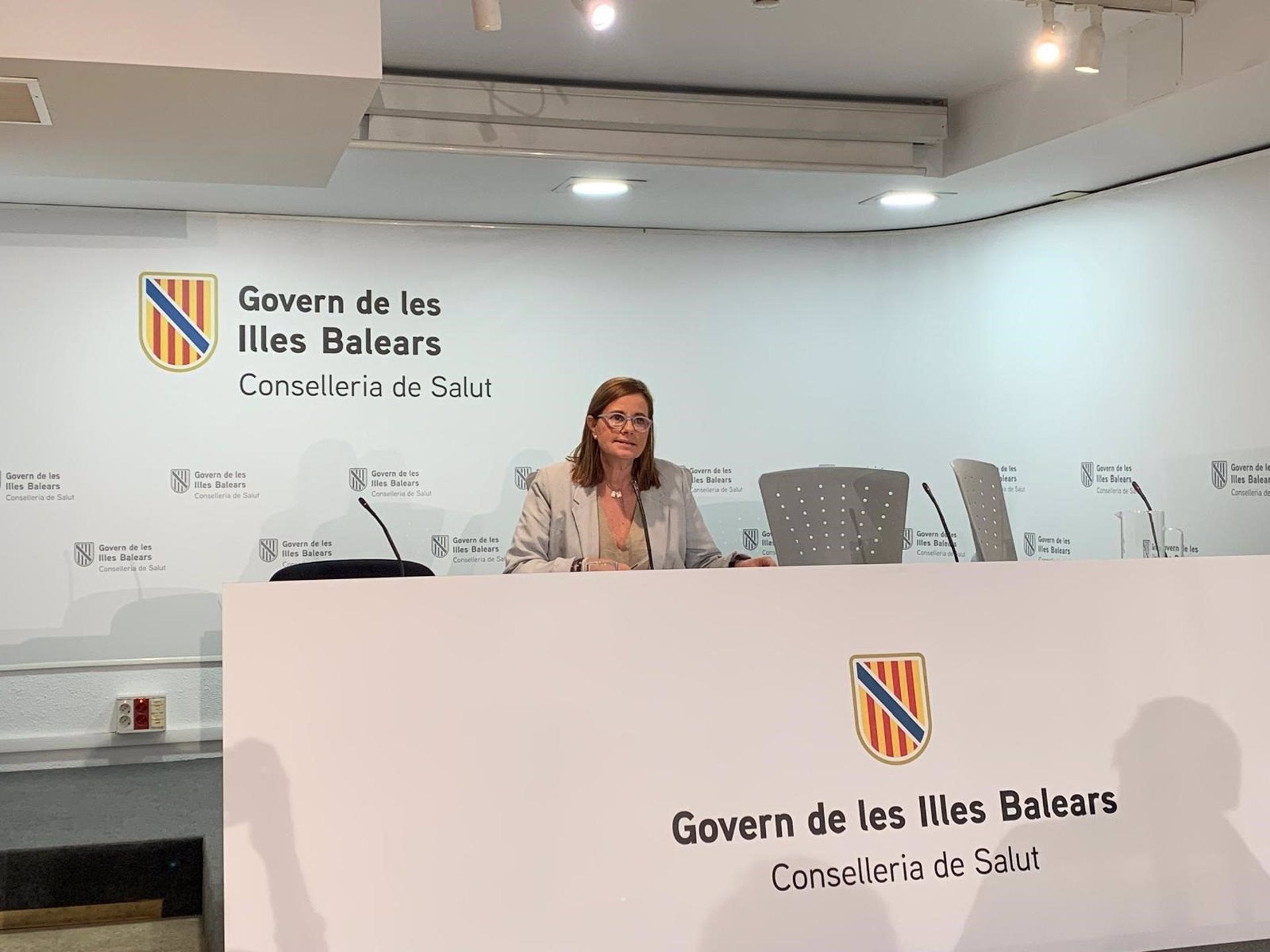 El Govern cita a 400 personas para que se vacunen tras el brote de hepatitis A de Ibiza El Govern cita a 400 personas para que se vacunen tras el brote de hepatitis A de Ibiza