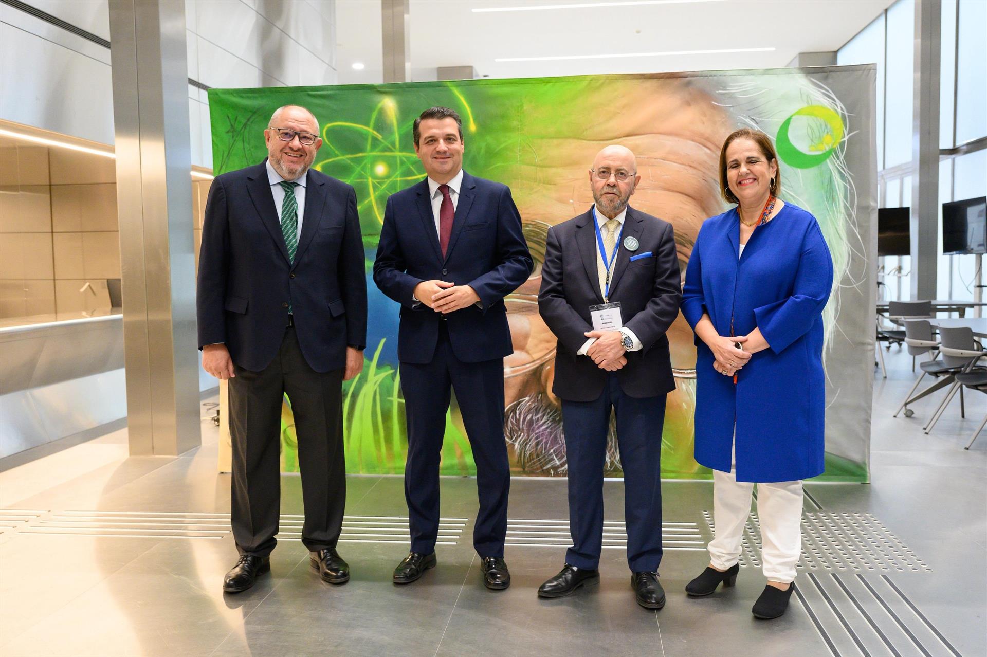 La Sociedad Nuclear Española afirma que España está "completamente sola en su política de cierre de centrales nucleares" La Sociedad Nuclear Española afirma que España está "completamente sola en su política de cierre de centrales nucleares"