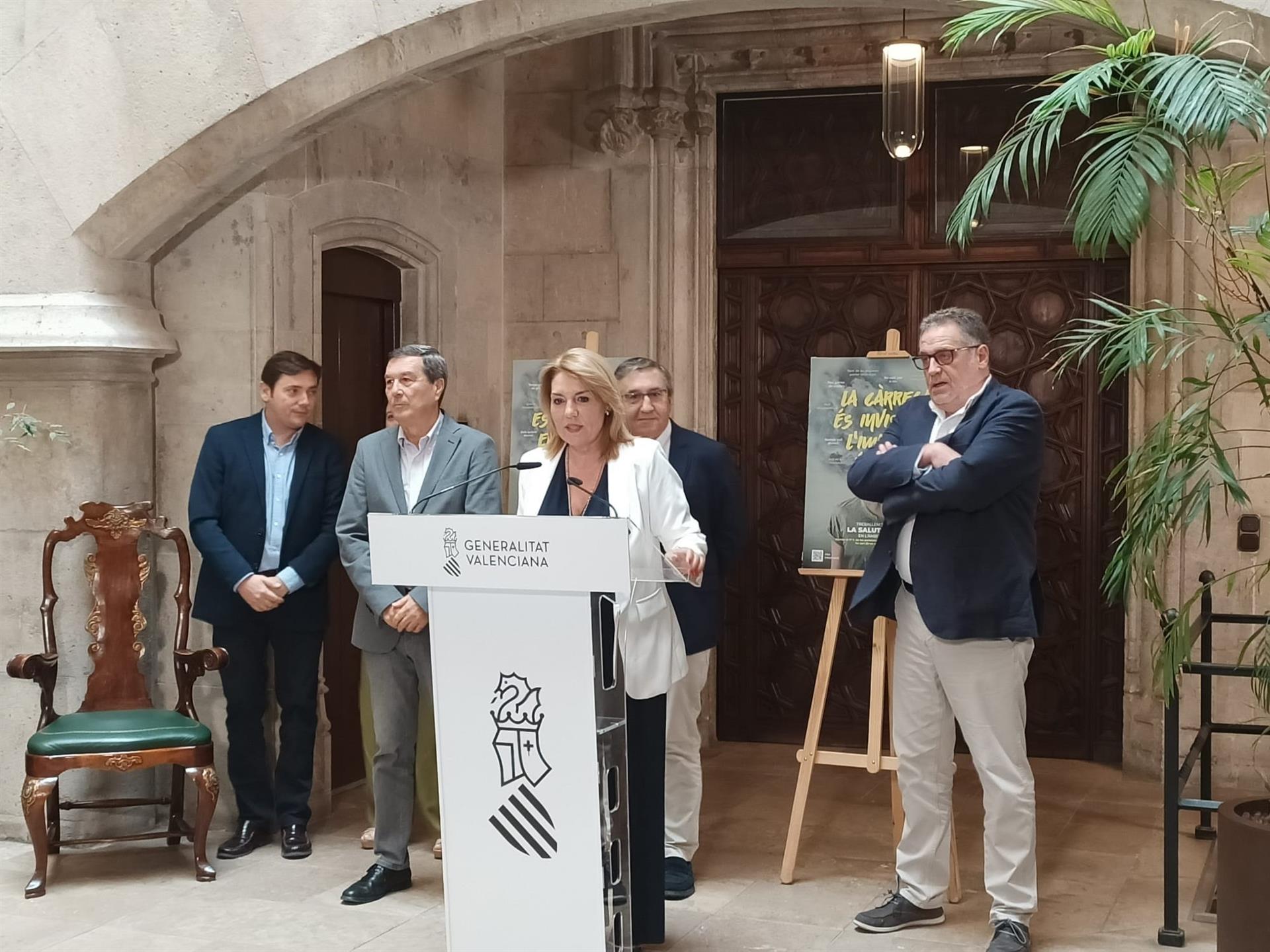 El Consell crea 200 nuevos puestos para salud mental y licita 930 plazas de hospitales de día El Consell crea 200 nuevos puestos para salud mental y licita 930 plazas de hospitales de día