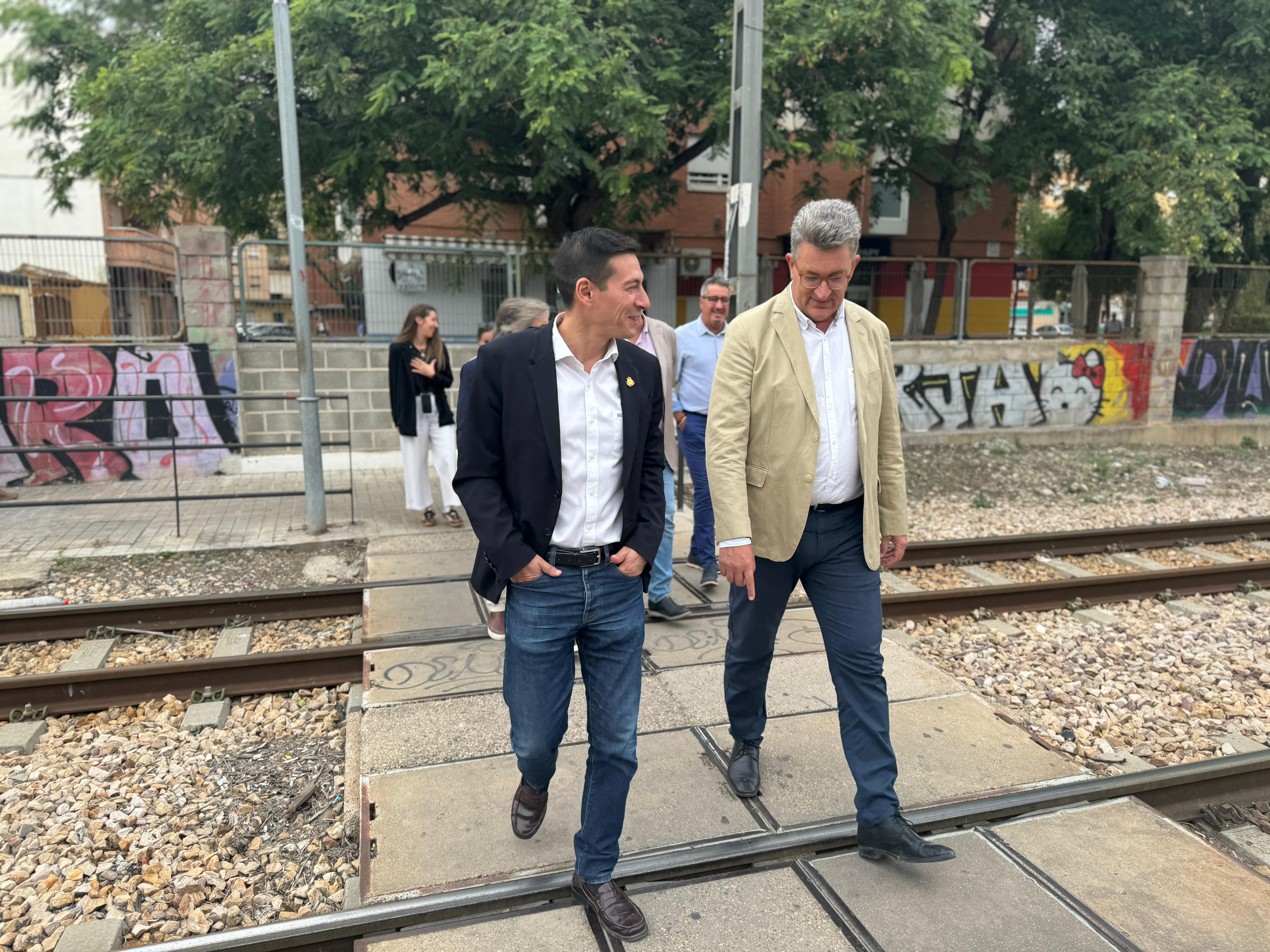 La Generalitat retoma el proyecto de soterramiento de las vías en Burjassot La Generalitat retoma el proyecto de soterramiento de las vías en Burjassot