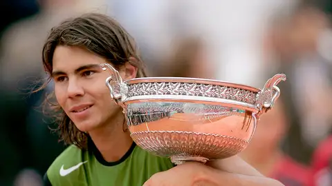 Rafa Nadal gana Roland Garros en 2005 Rafa Nadal gana Roland Garros en 2005