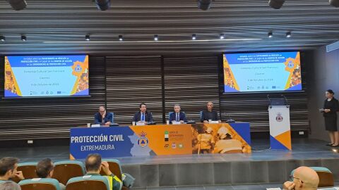 La Junta organiza una jornada para dar a conocer las capacidades y recursos de los servicios de emergencia