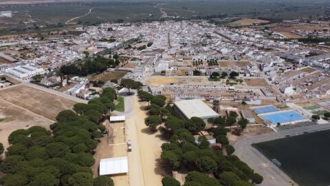 Hinojos es el primer municipio de la cuarta temporada del Reto Demográfico, de Onda Cero. Hinojos es el primer municipio de la cuarta temporada del Reto Demográfico, de Onda Cero.