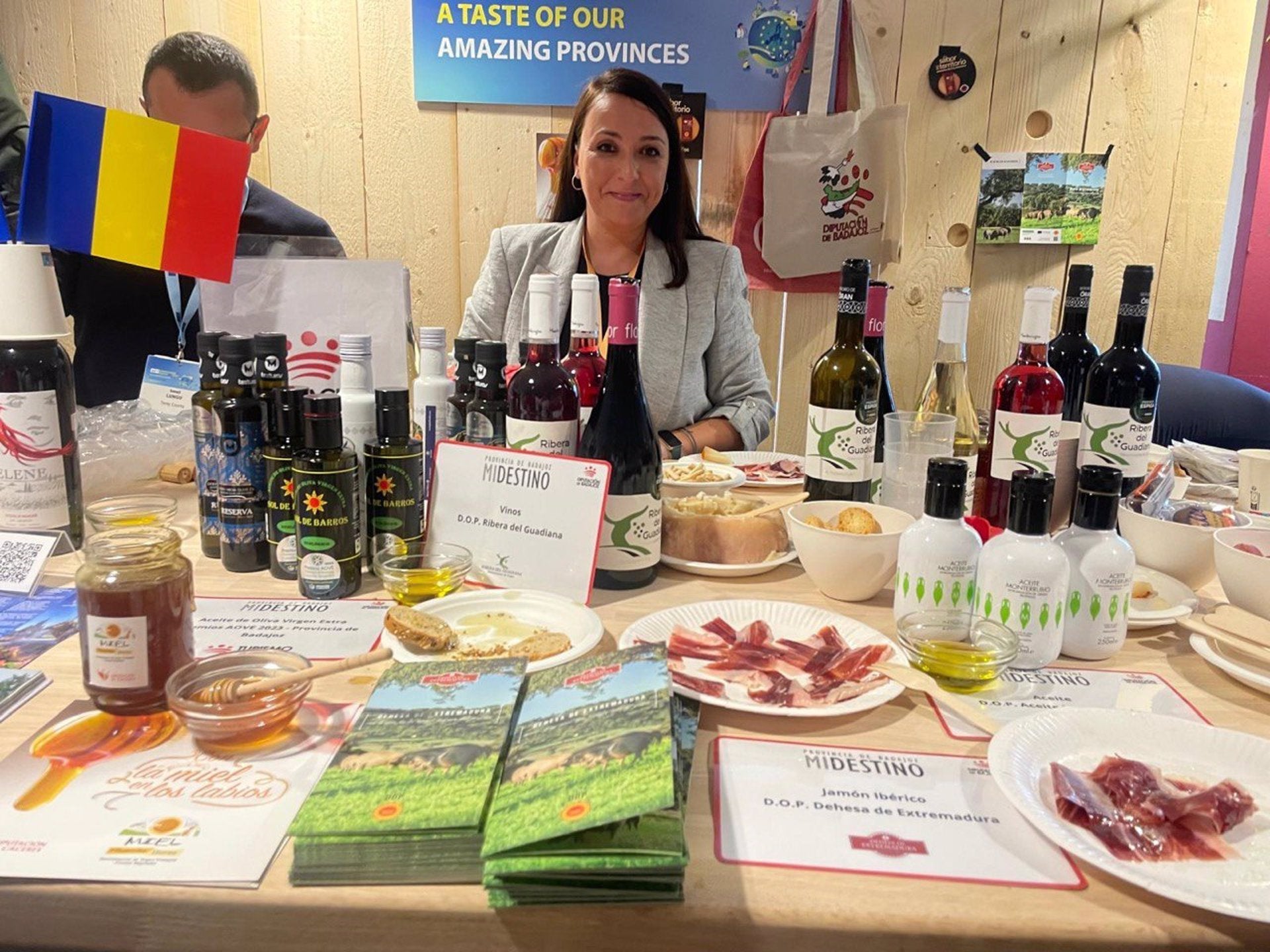 Las Denominaciones de Origen Protegidas cacereñas participan en Bruselas en la Semana Europea de las Regiones y Ciudades Las Denominaciones de Origen Protegidas cacereñas participan en Bruselas en la Semana Europea de las Regiones y Ciudades