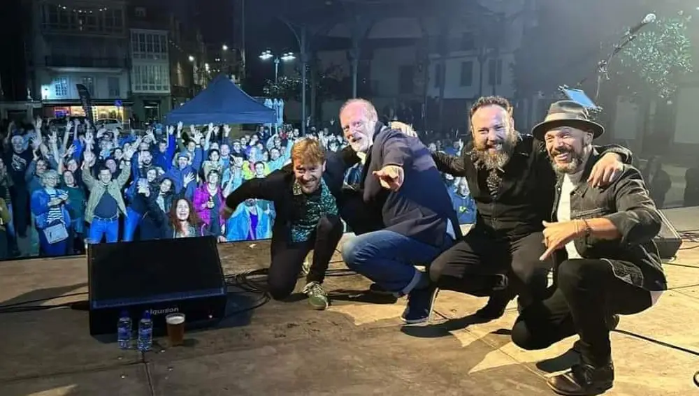 Luarca quiere convertirse en zona otoñal de música Blues del Cantábrico. Luarca quiere convertirse en zona otoñal de música Blues del Cantábrico.