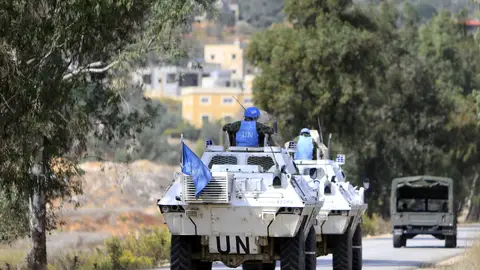 La ONU denuncia ataques de Israel contra sus posiciones en el Líbano: "Es totalmente inaceptable" La ONU denuncia ataques de Israel contra sus posiciones en el Líbano: "Es totalmente inaceptable"