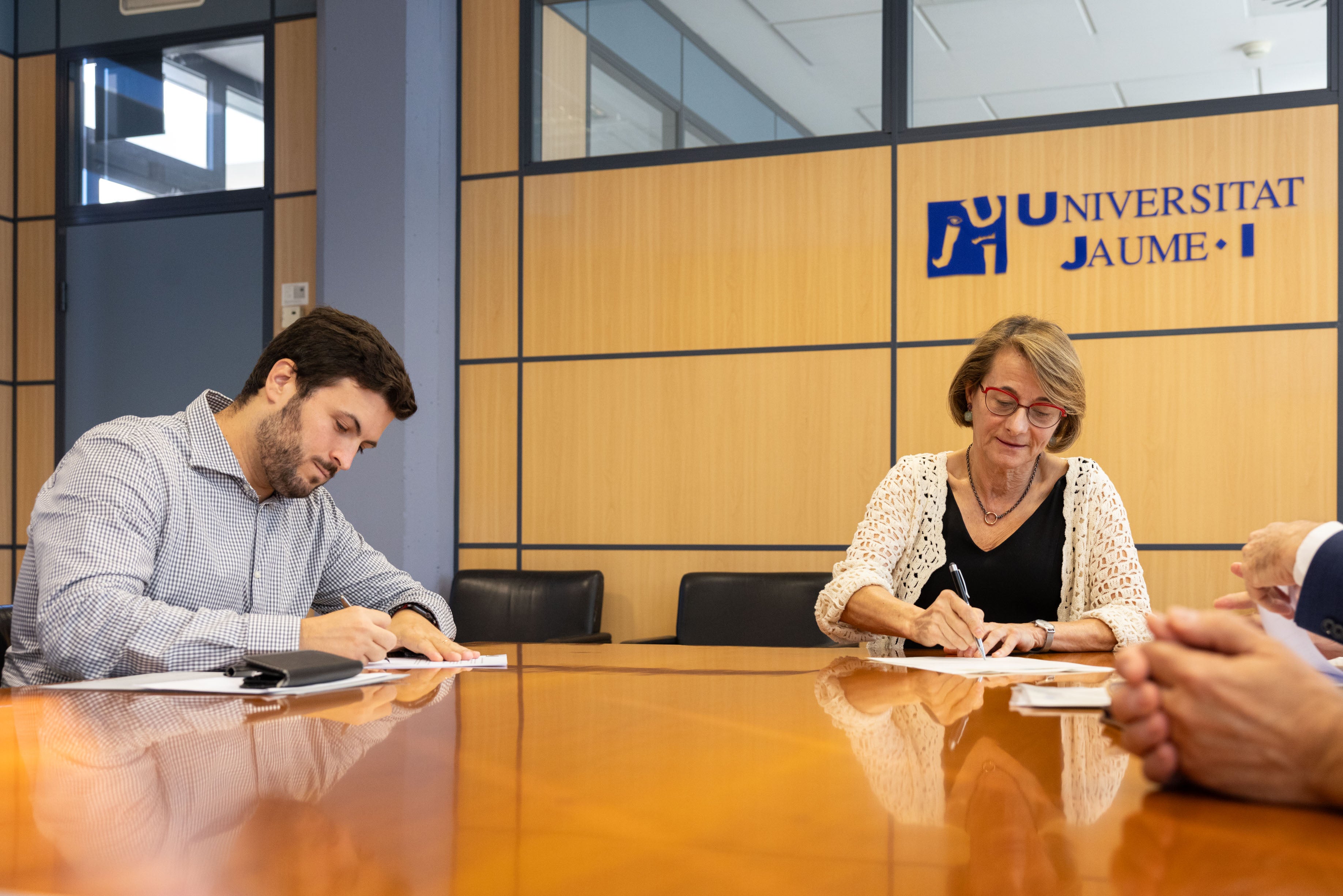 L’UJI suma una nova empresa basada en el coneixement amb la creació de COORYC Robotics SL per a solucions en entorns de robòtica col·laborativa L’UJI suma una nova empresa basada en el coneixement amb la creació de COORYC Robotics SL per a solucions en entorns de robòtica col·laborativa