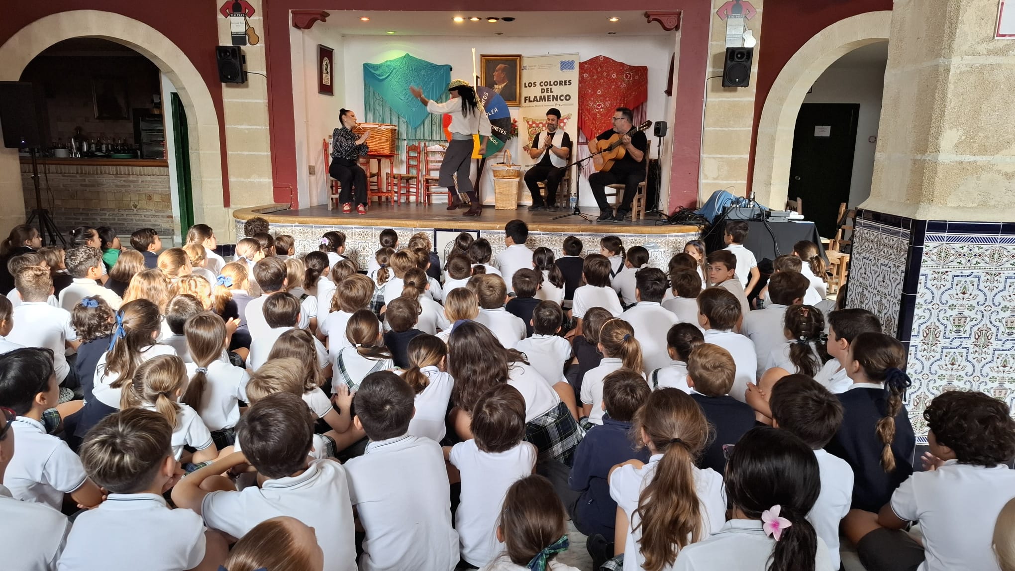 Flamenco para niños y niñas en Puerto Real con Timón el Flamenquito Flamenco para niños y niñas en Puerto Real con Timón el Flamenquito