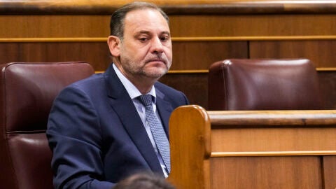 El diputado Jos&eacute; Luis &Aacute;balos durante un pleno del Congreso. EFE/ Borja S&aacute;nchez-Trillo