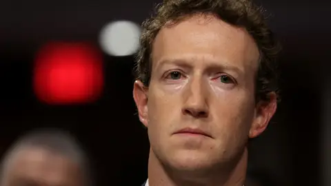 Mark Zuckerberg, consejero delegado de Meta, declara ante el Comité Judicial del Senado en el Dirksen Senate Office Building el 31 de enero de 2024 en Washington, DC. Mark Zuckerberg, consejero delegado de Meta, declara ante el Comité Judicial del Senado en el Dirksen Senate Office Building el 31 de enero de 2024 en Washington, DC.